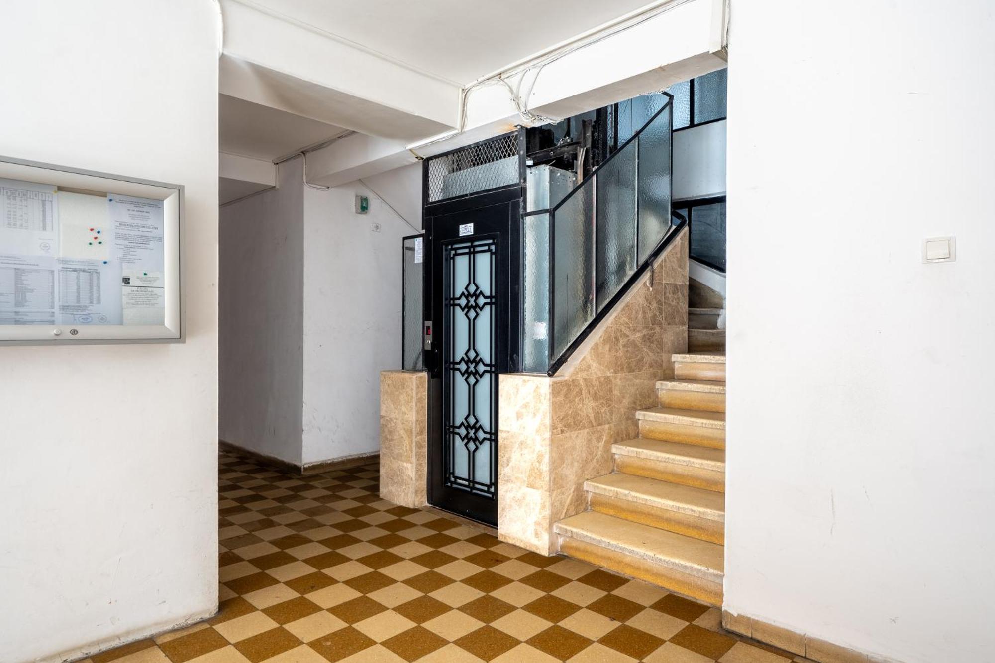 Steps2 Old Town & Metro - Heart Of History Bucureşti Exterior foto